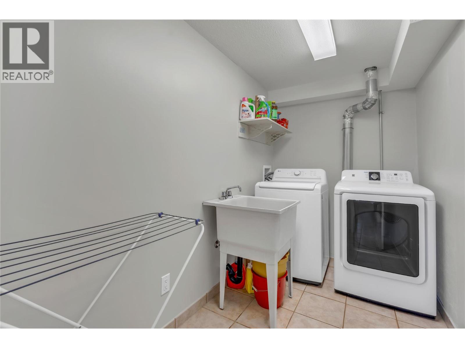 205 West Bench Drive, Penticton, British Columbia  V2A 8X8 - Photo 34 - 10392626