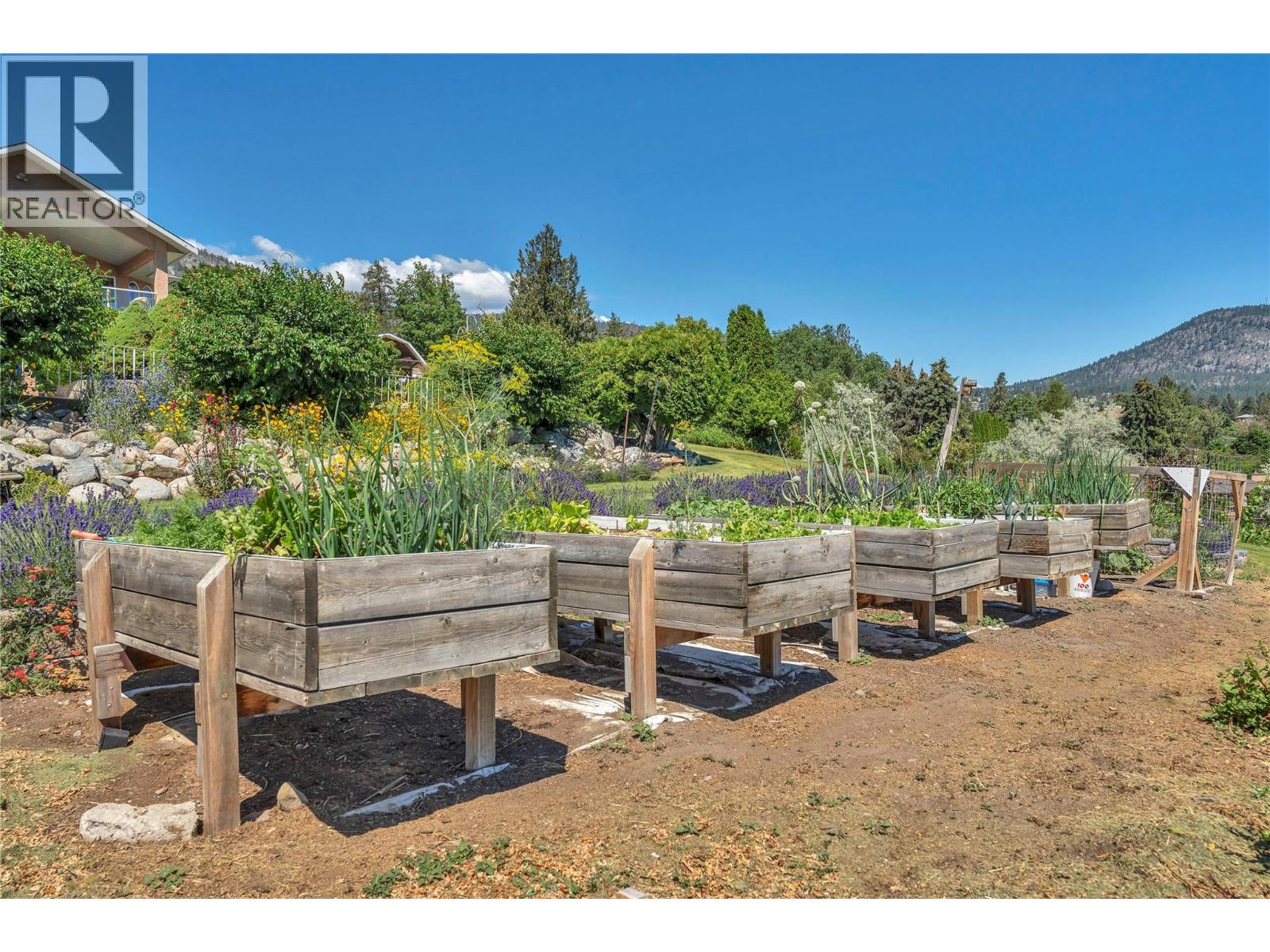 205 West Bench Drive, Penticton, British Columbia  V2A 8X8 - Photo 43 - 10392626