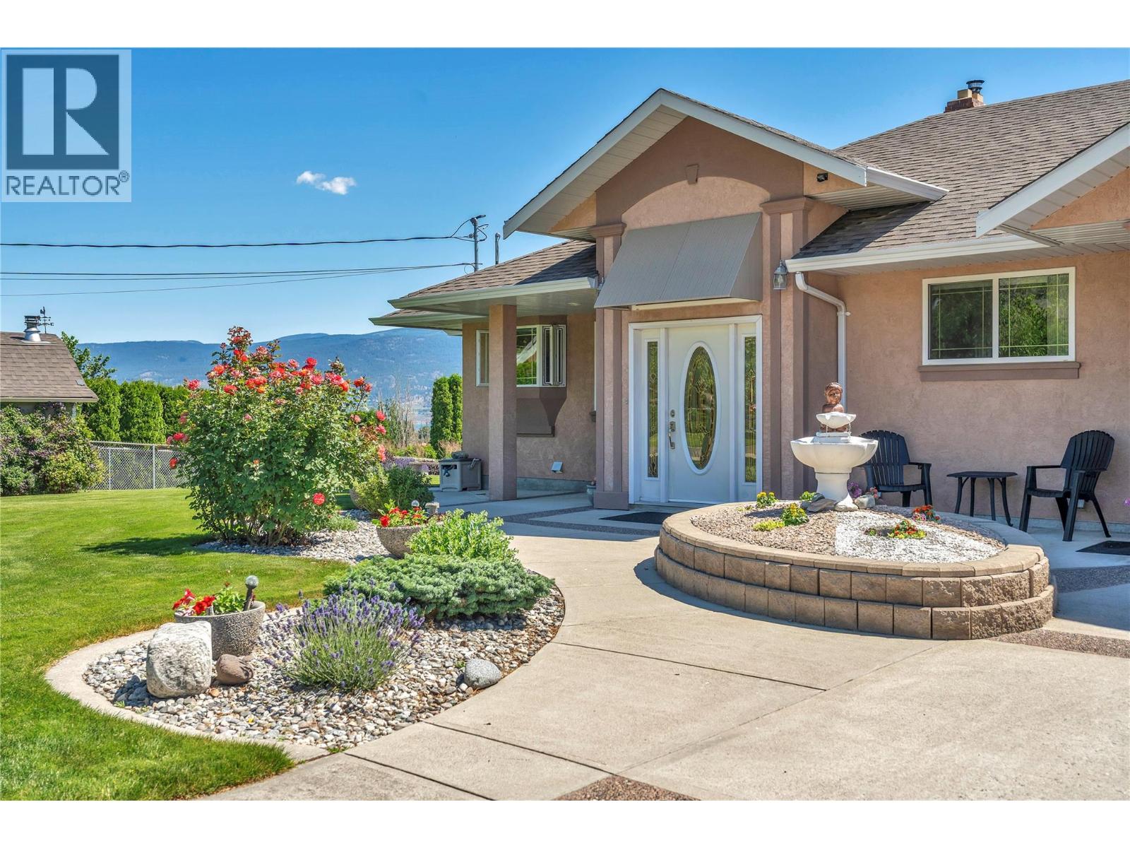 205 West Bench Drive, Penticton, British Columbia  V2A 8X8 - Photo 5 - 10392626