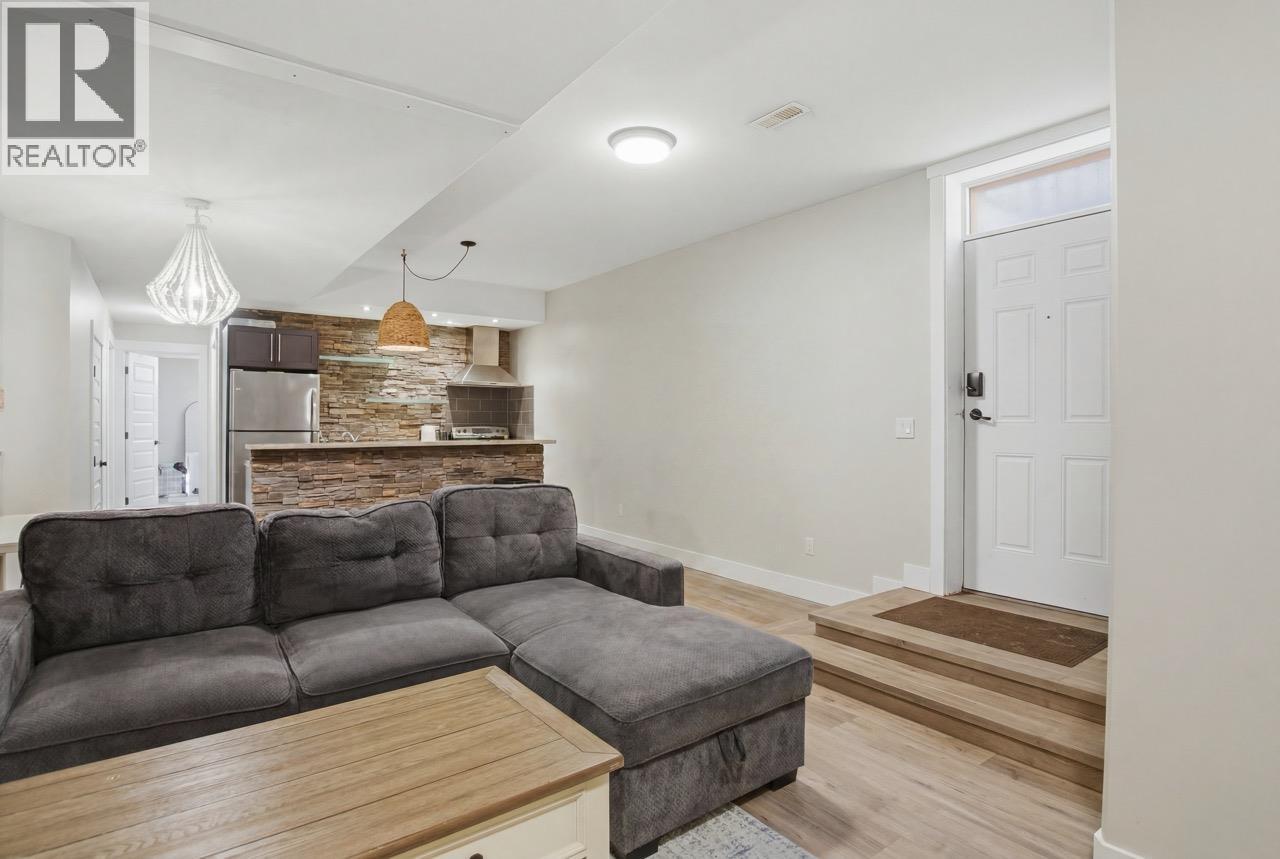 1143 Canyon Ridge Drive, Kamloops, British Columbia  V2H 0A1 - Photo 30 - 10392566