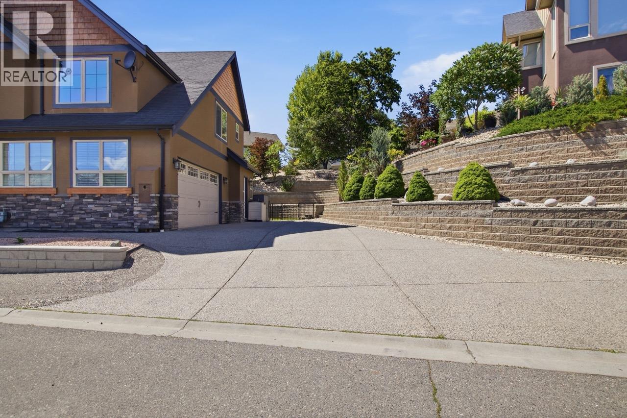 1143 Canyon Ridge Drive, Kamloops, British Columbia  V2H 0A1 - Photo 5 - 10392566
