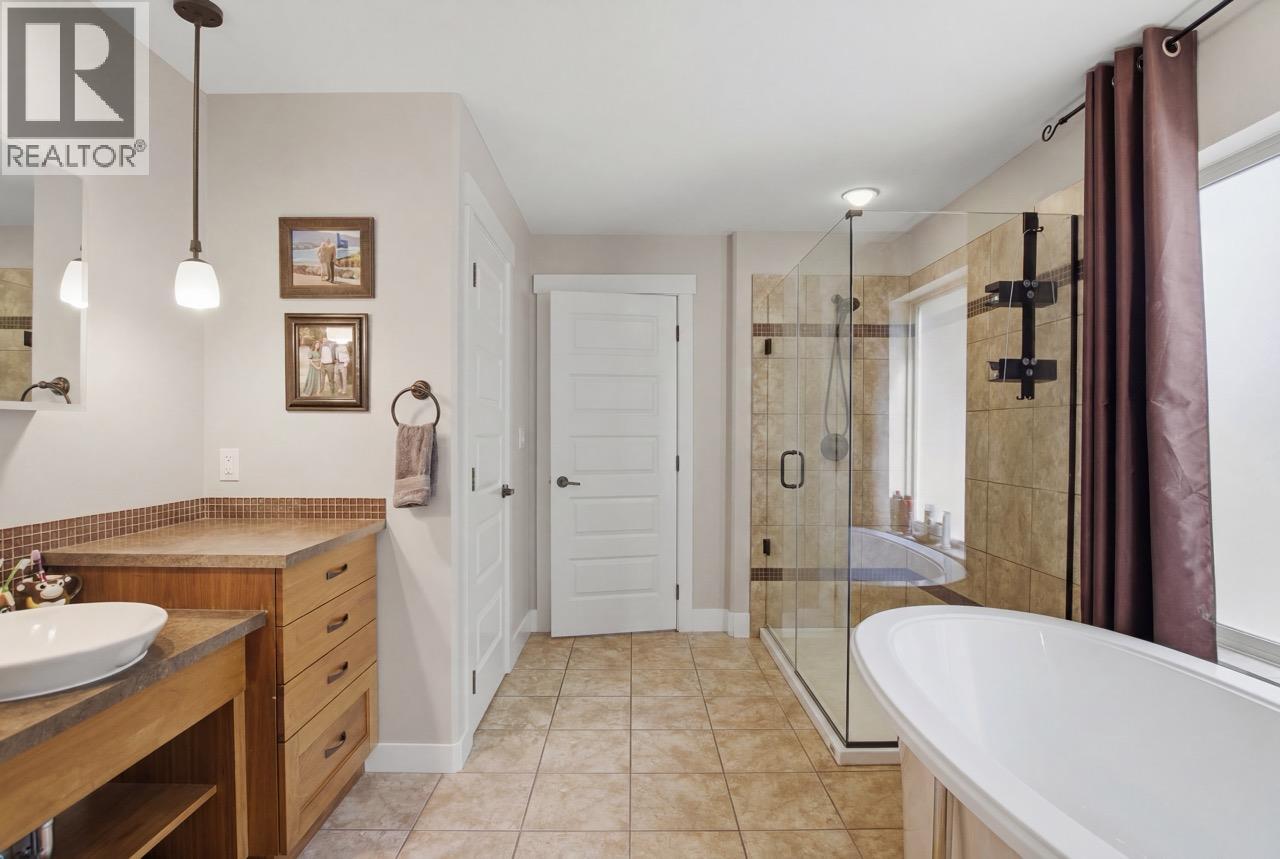 1143 Canyon Ridge Drive, Kamloops, British Columbia  V2H 0A1 - Photo 68 - 10392566