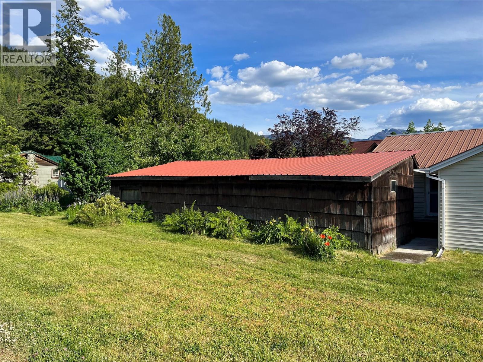 112 Josephine Street, New Denver, British Columbia  V0G 1S0 - Photo 22 - 10392318