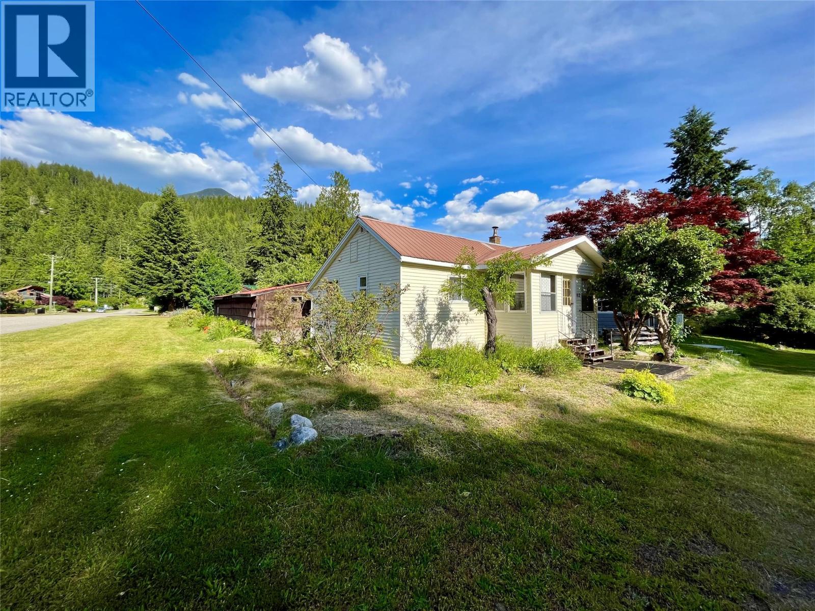 112 Josephine Street, New Denver, British Columbia  V0G 1S0 - Photo 23 - 10392318