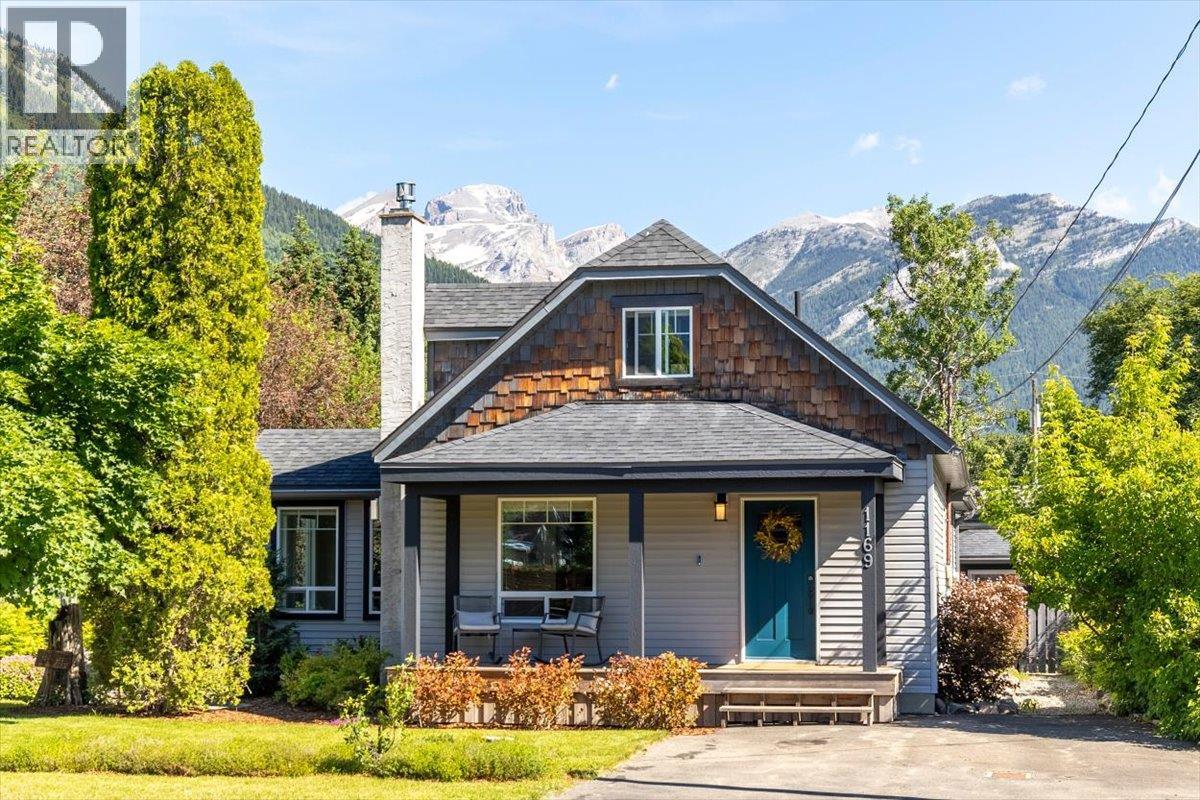 1169 Mcleod Avenue, Fernie, British Columbia  V0B 1M1 - Photo 1 - 10392322
