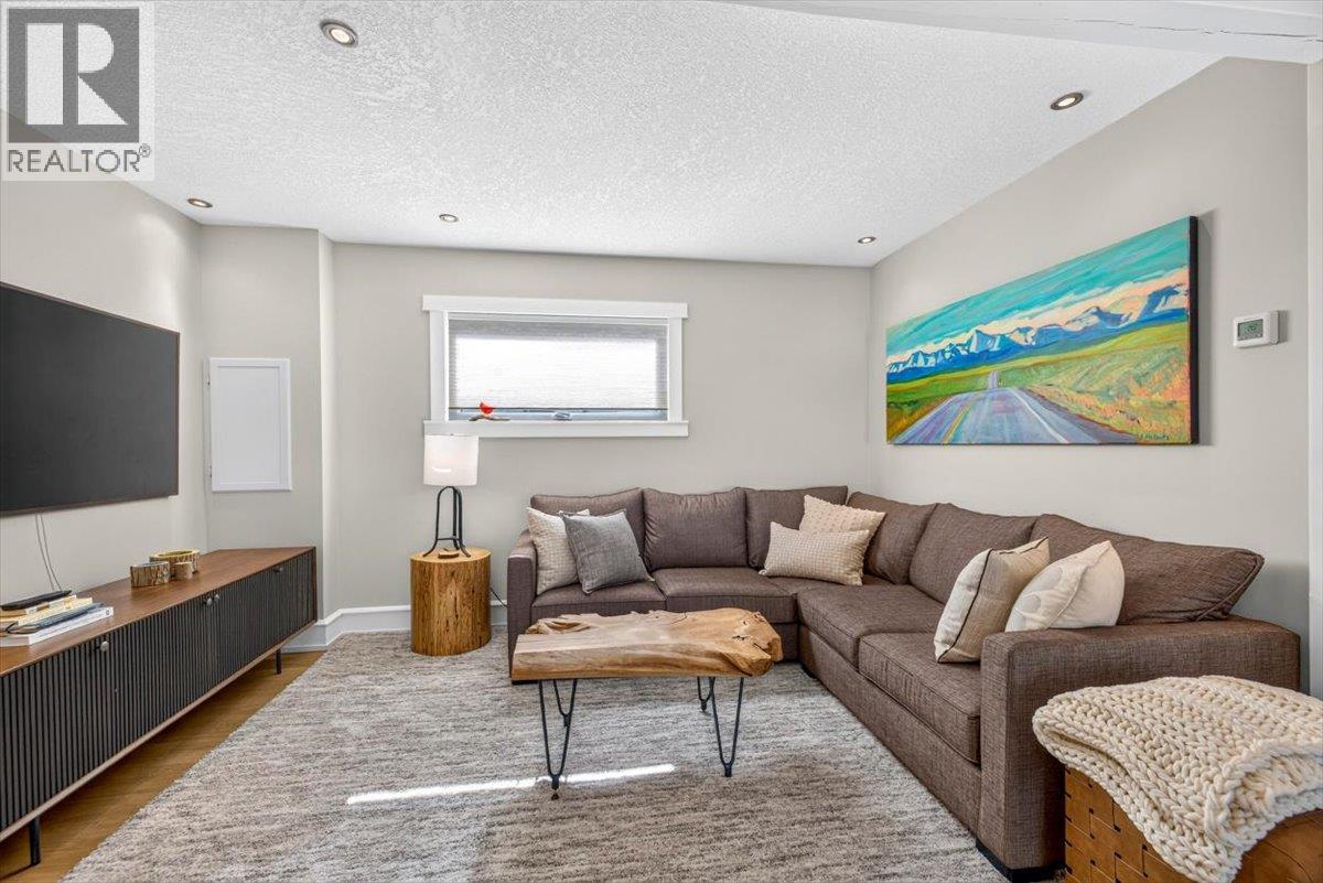 1169 Mcleod Avenue, Fernie, British Columbia  V0B 1M1 - Photo 21 - 10392322