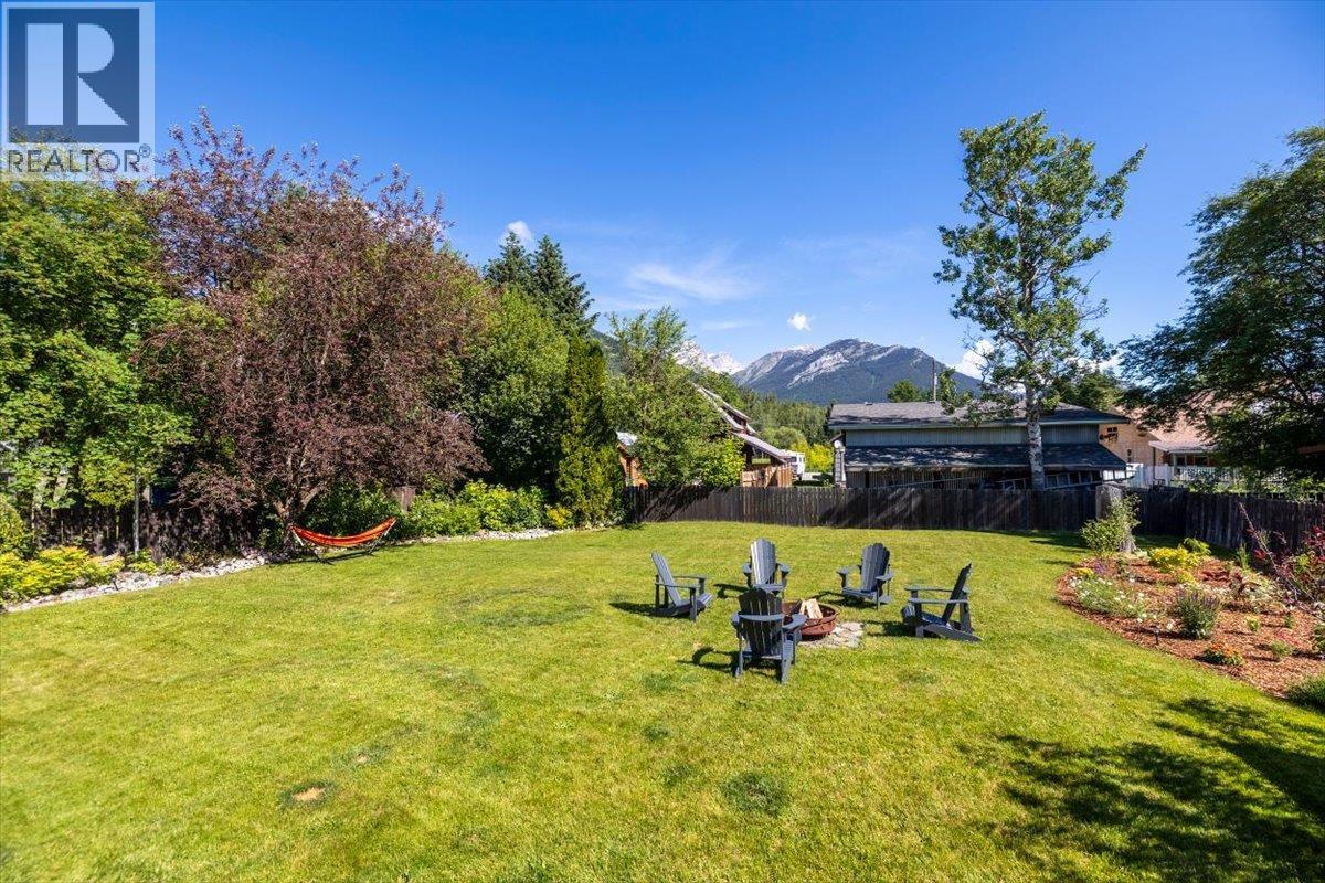 1169 Mcleod Avenue, Fernie, British Columbia  V0B 1M1 - Photo 50 - 10392322