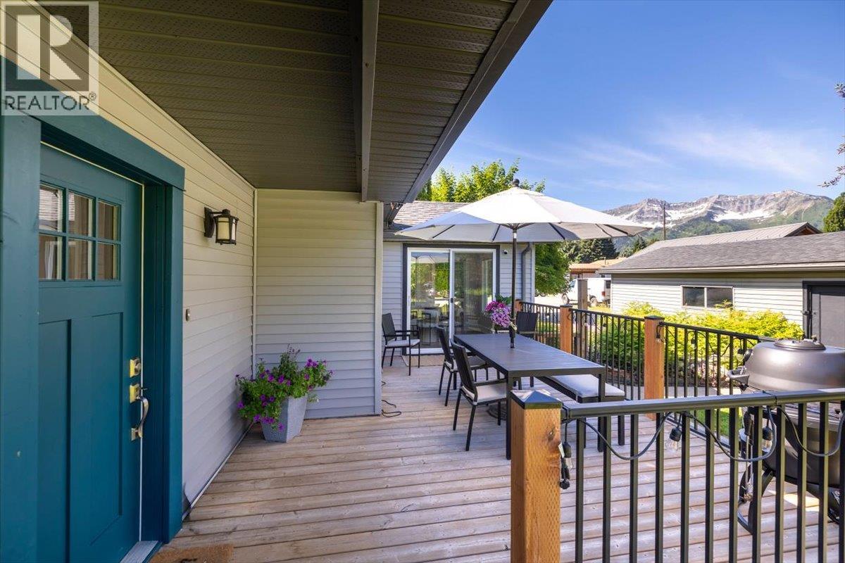 1169 Mcleod Avenue, Fernie, British Columbia  V0B 1M1 - Photo 51 - 10392322