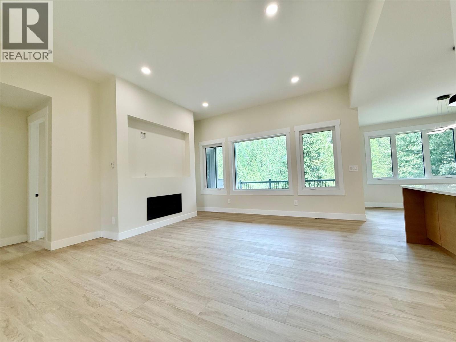 245 Prospect Drive, Grand Forks, British Columbia  V0H 1H2 - Photo 12 - 10392645
