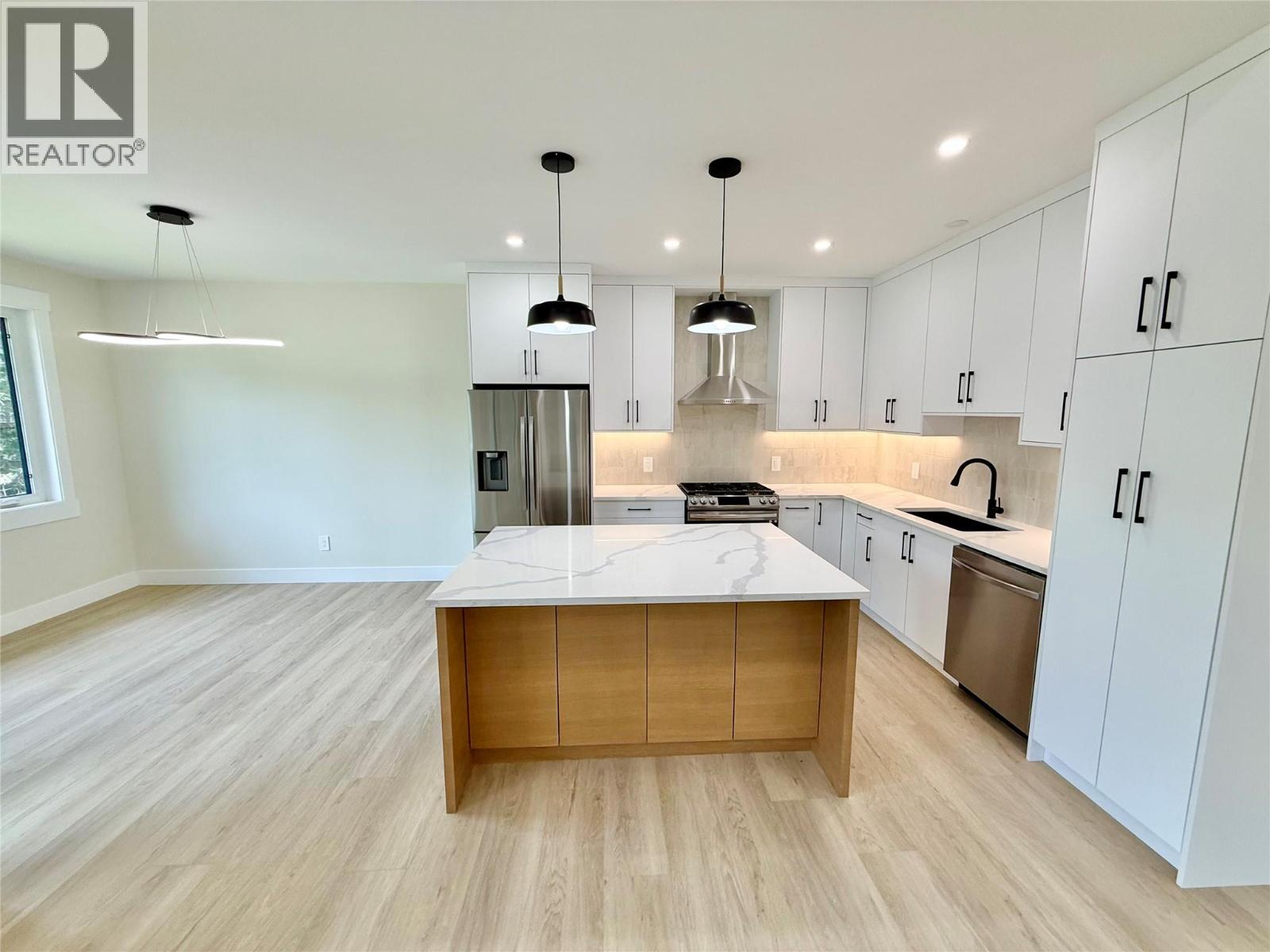 245 Prospect Drive, Grand Forks, British Columbia  V0H 1H2 - Photo 6 - 10392645