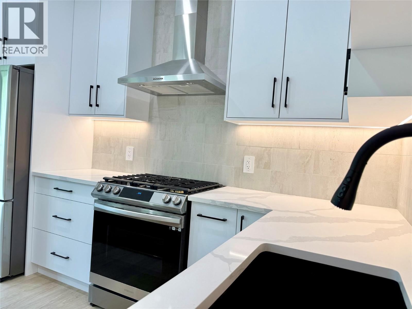 245 Prospect Drive, Grand Forks, British Columbia  V0H 1H2 - Photo 8 - 10392645