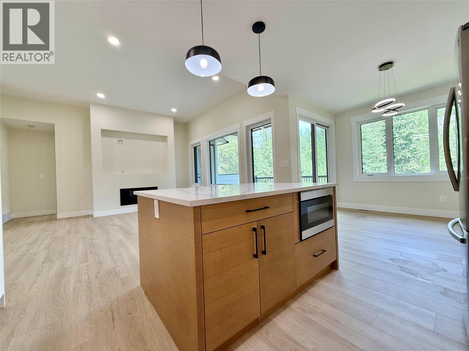 245 Prospect Drive, Grand Forks, British Columbia  V0H 1H2 - Photo 9 - 10392645
