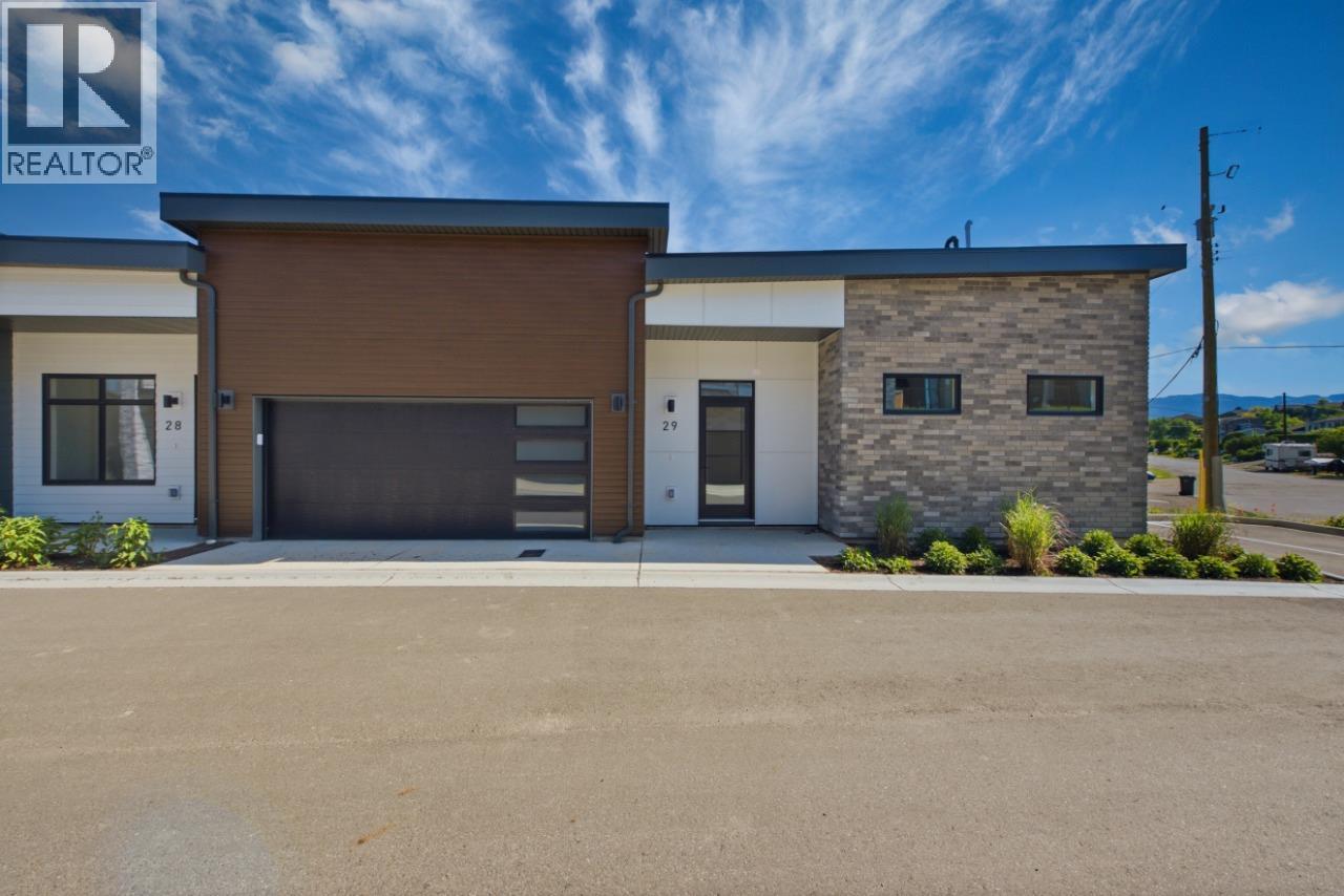 7599 Klinger Road Unit# 29, Okanagan Landing, British Columbia  V1H 0B2 - Photo 1 - 10392058