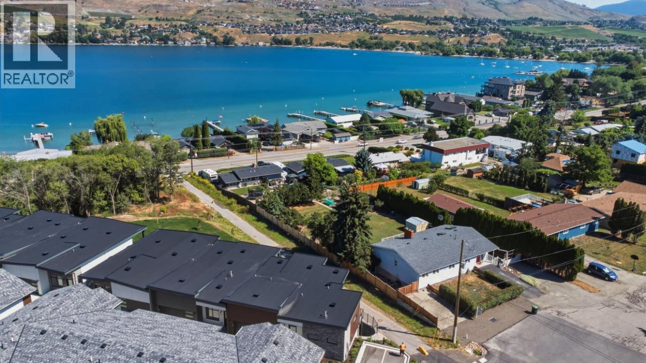 7599 Klinger Road Unit# 29, Okanagan Landing, British Columbia  V1H 0B2 - Photo 2 - 10392058