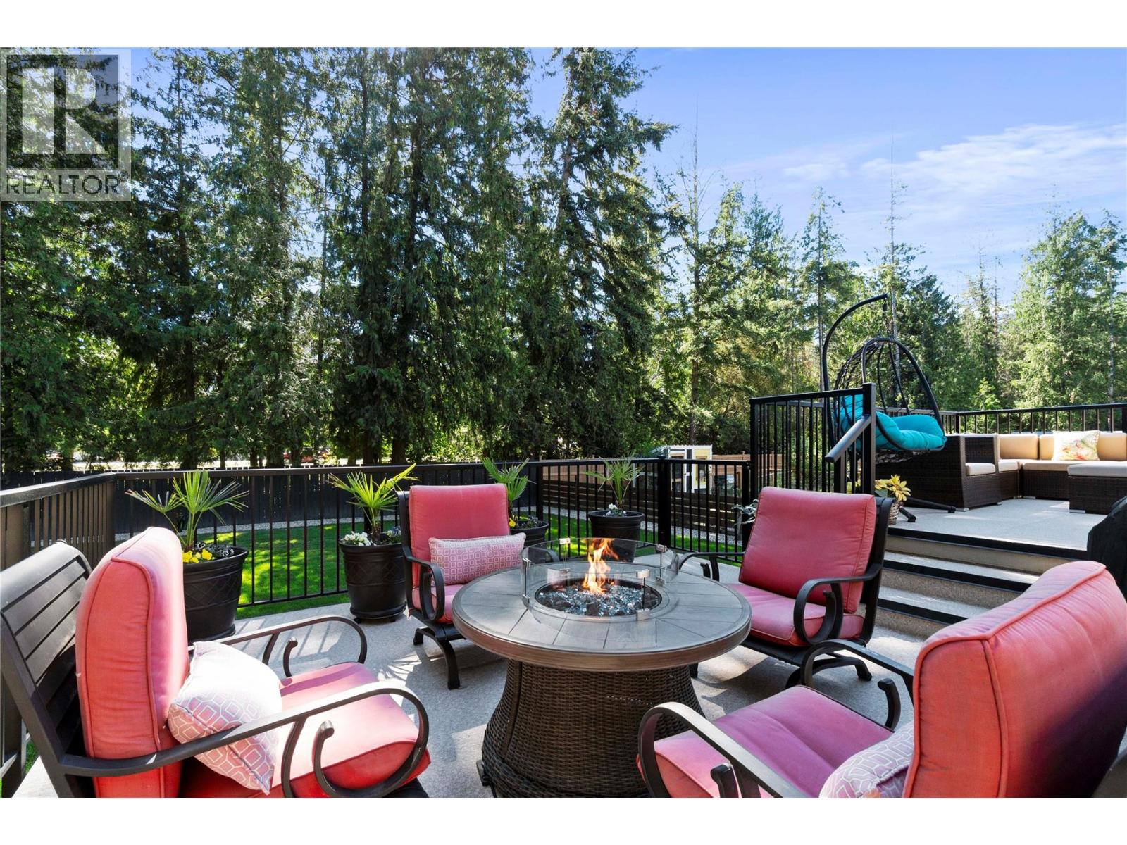 713 Hemlock Crescent S, Sicamous, British Columbia  V0E 2V1 - Photo 30 - 10392431