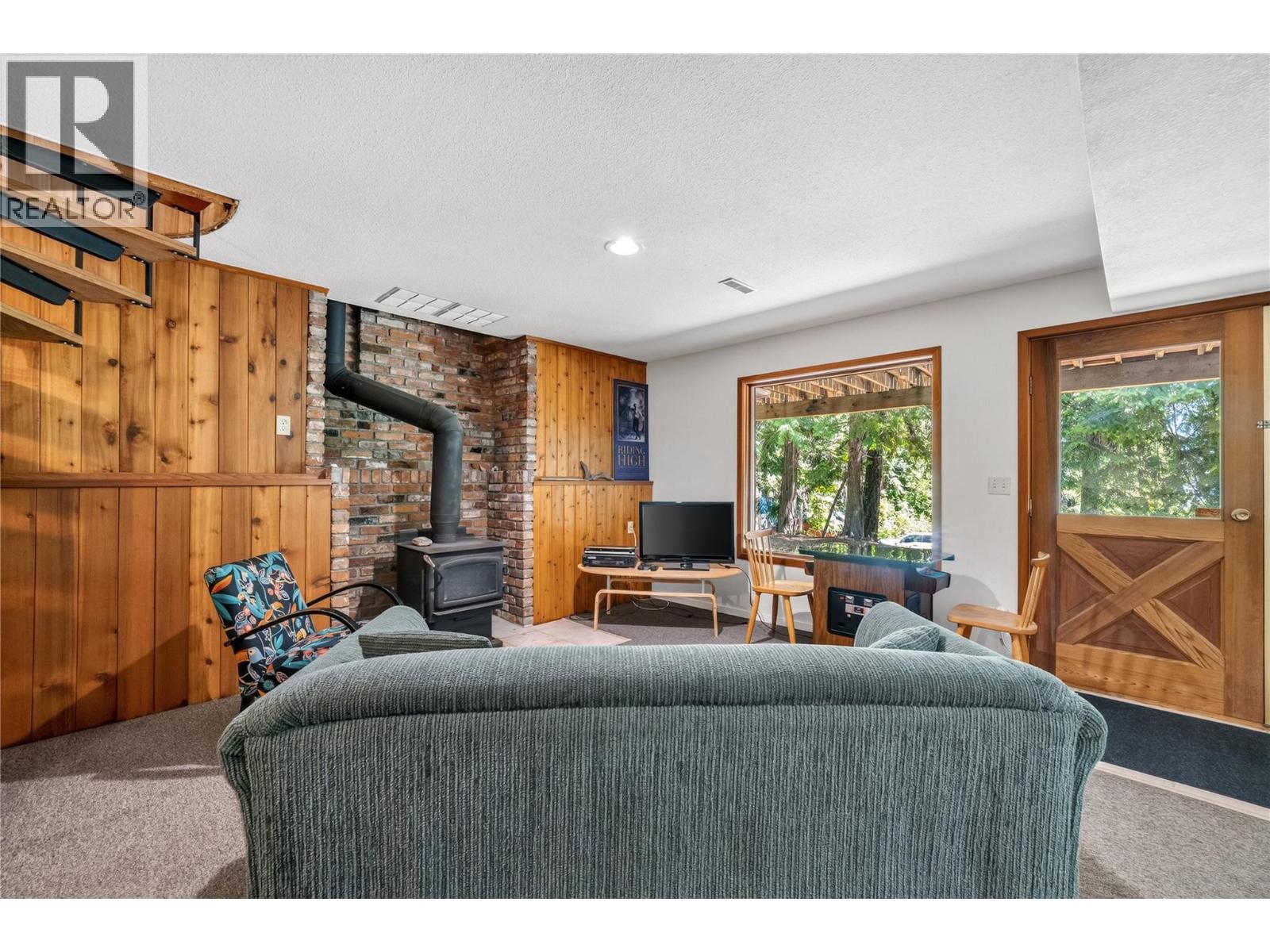 7429 Sunnybrae Canoe Point Road Unit# 28, Tappen, British Columbia  V0E 2X1 - Photo 23 - 10392426