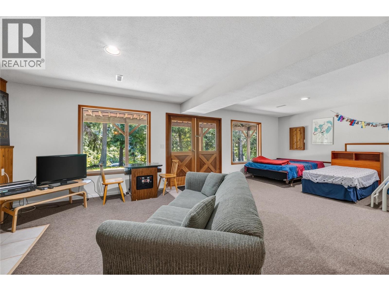 7429 Sunnybrae Canoe Point Road Unit# 28, Tappen, British Columbia  V0E 2X1 - Photo 24 - 10392426