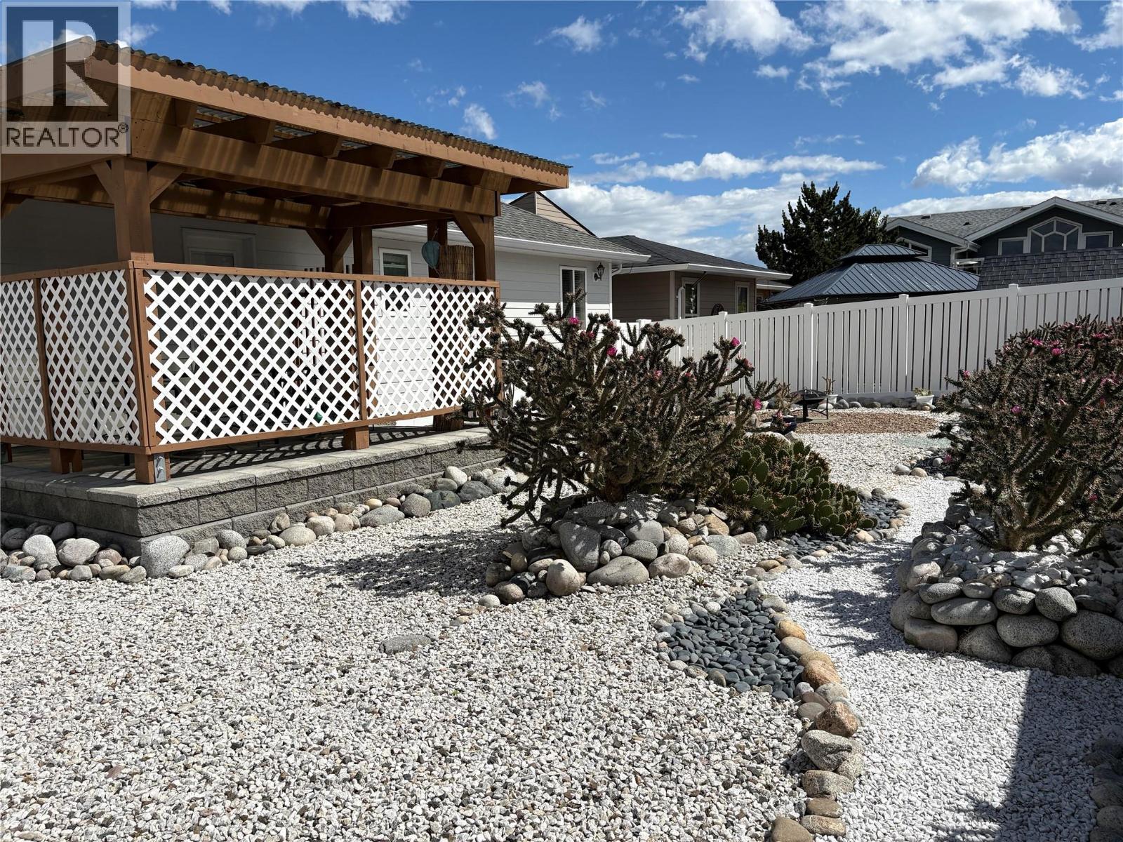 6940 Cabernet Place, Oliver, British Columbia  V0H 1T4 - Photo 16 - 10392658