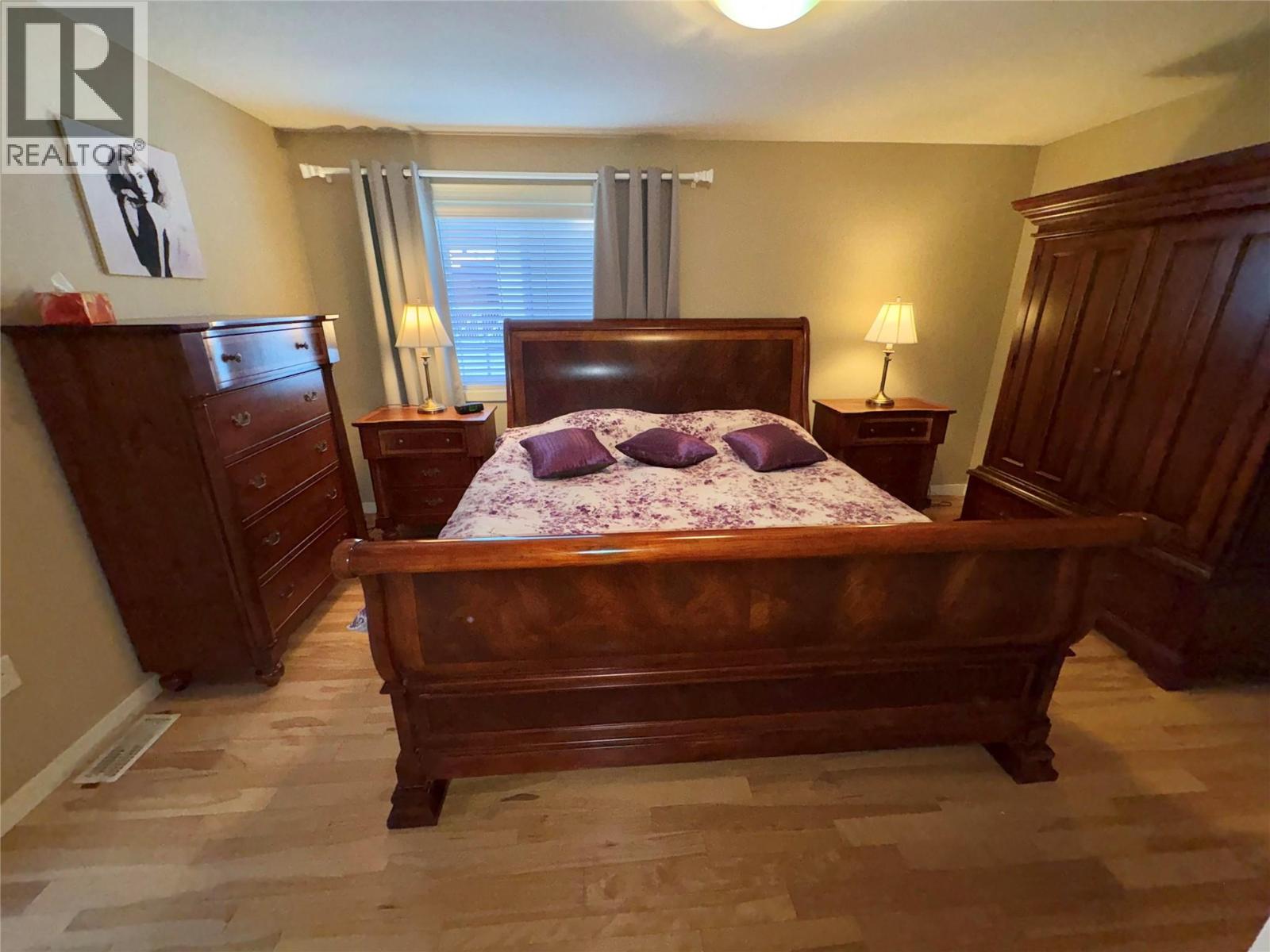 6940 Cabernet Place, Oliver, British Columbia  V0H 1T4 - Photo 8 - 10392658