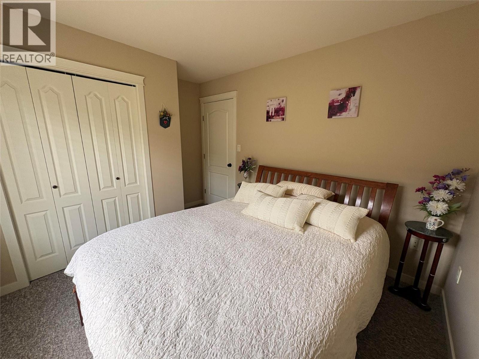 6940 Cabernet Place, Oliver, British Columbia  V0H 1T4 - Photo 9 - 10392658