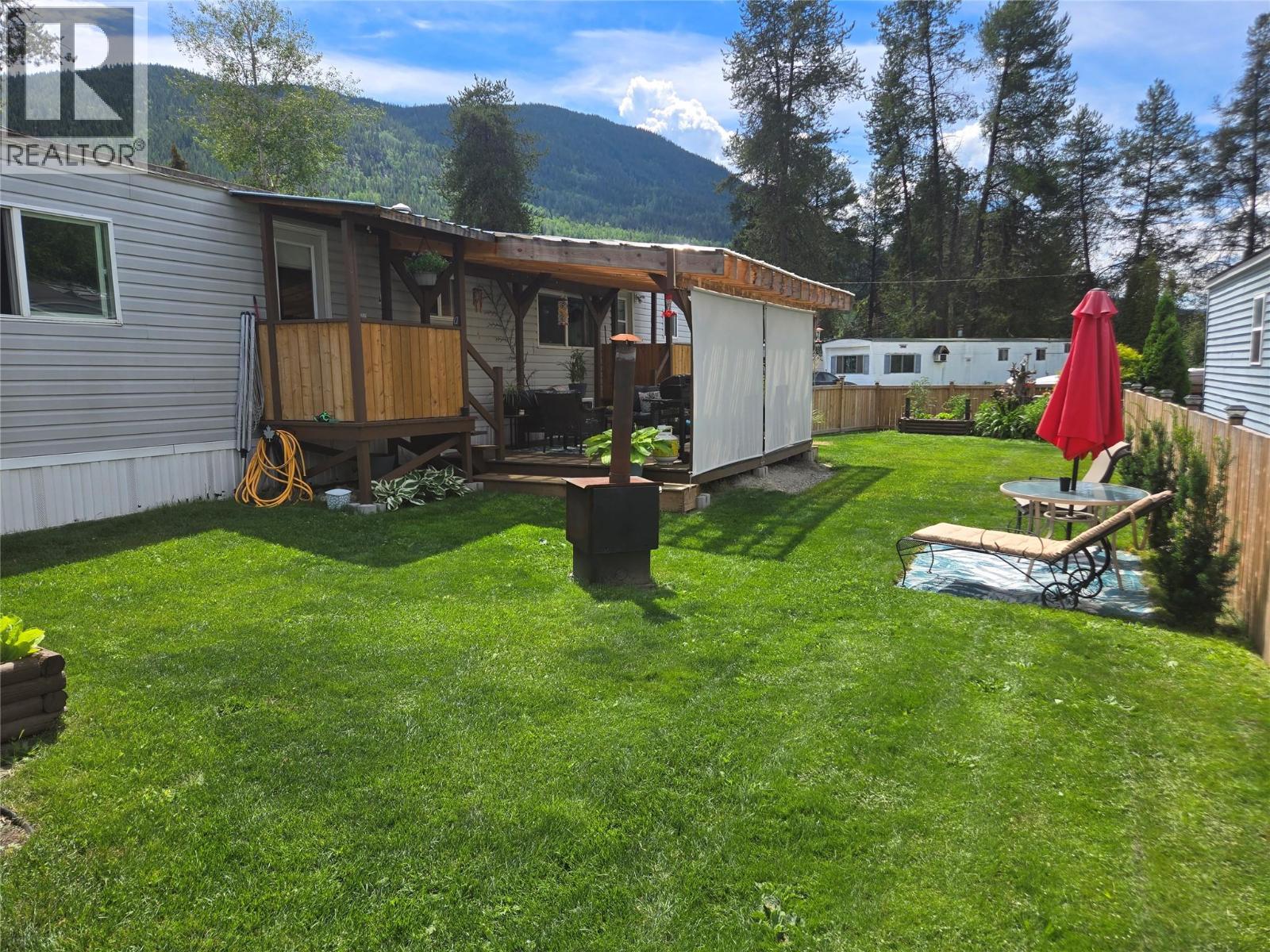 500 16th Avenue Unit# 12, Genelle, British Columbia  V0G 1G0 - Photo 6 - 10392629