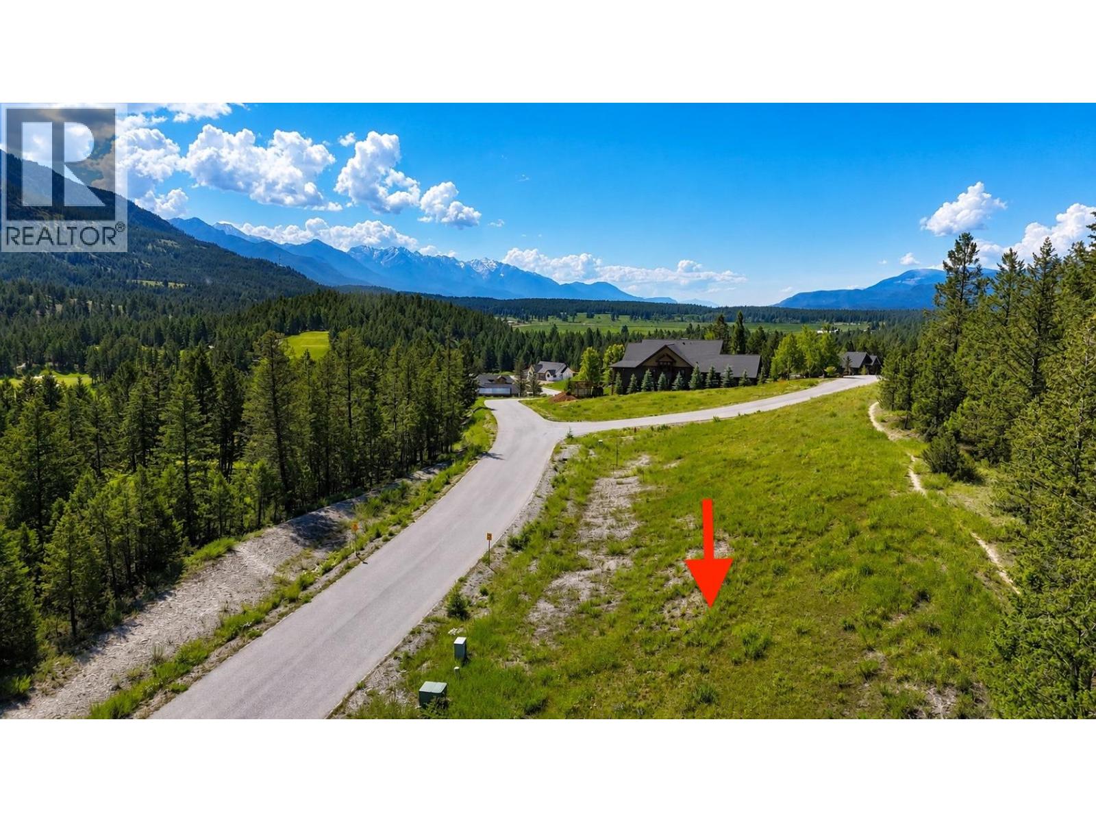 823 Copper Ridge Lane Road, Windermere, British Columbia  V0B 2L0 - Photo 2 - 10392644