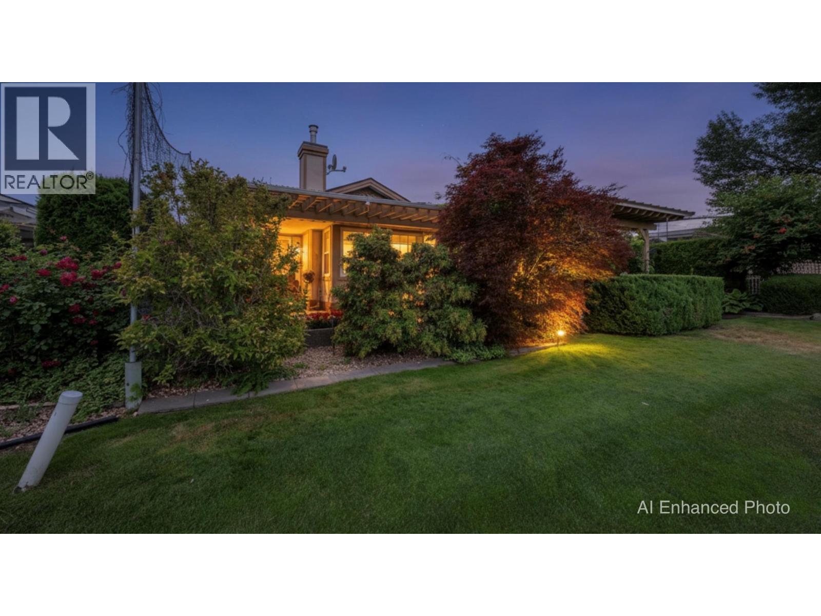 801 Comox Street Unit# 110, Penticton, British Columbia  V2A 8G5 - Photo 2 - 10392737