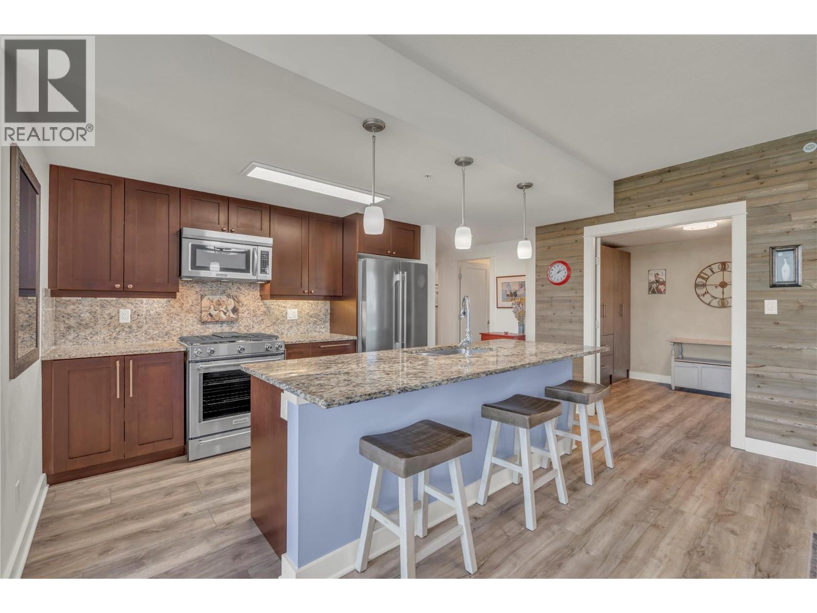 75 Martin Street Unit# 902, Penticton, British Columbia  V2A 9C2 - Photo 9 - 10392639