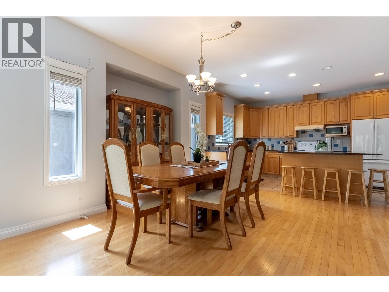 3727 Overlander Drive, Kamloops, British Columbia  V2B 8M4 - Photo 15 - 10392493