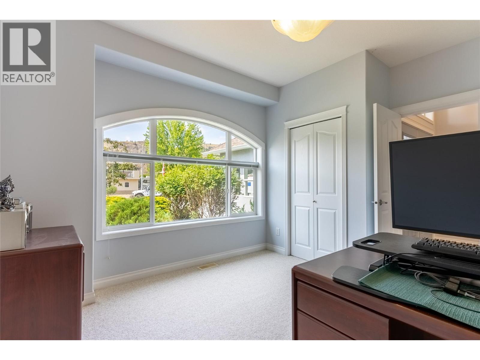3727 Overlander Drive, Kamloops, British Columbia  V2B 8M4 - Photo 18 - 10392493
