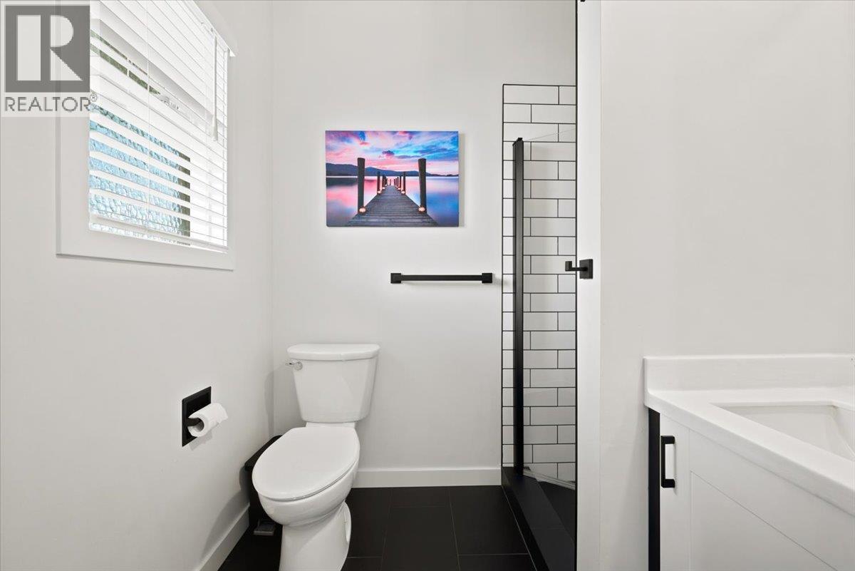 400 Inkster Road, Vernon, British Columbia  V1H 1L2 - Photo 37 - 10392701