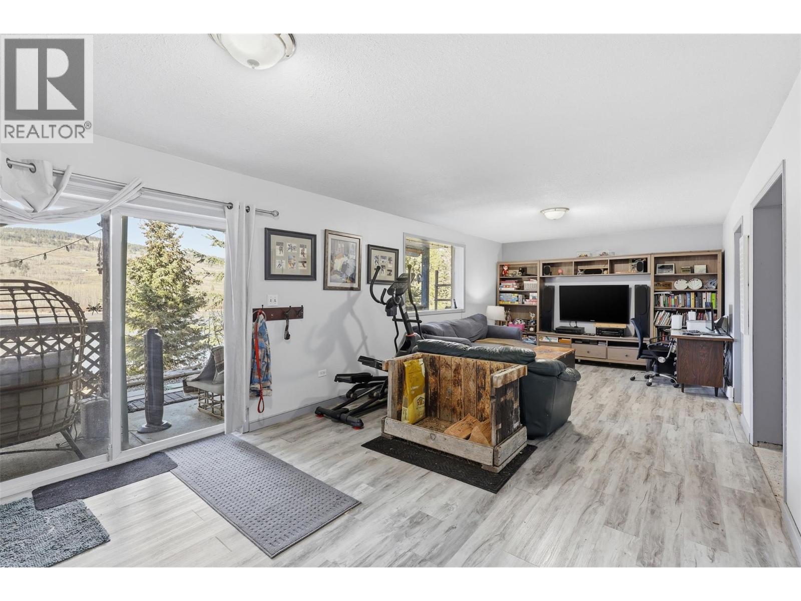 3267 Powell Road, Kamloops, British Columbia  V0E 3E1 - Photo 32 - 10392740