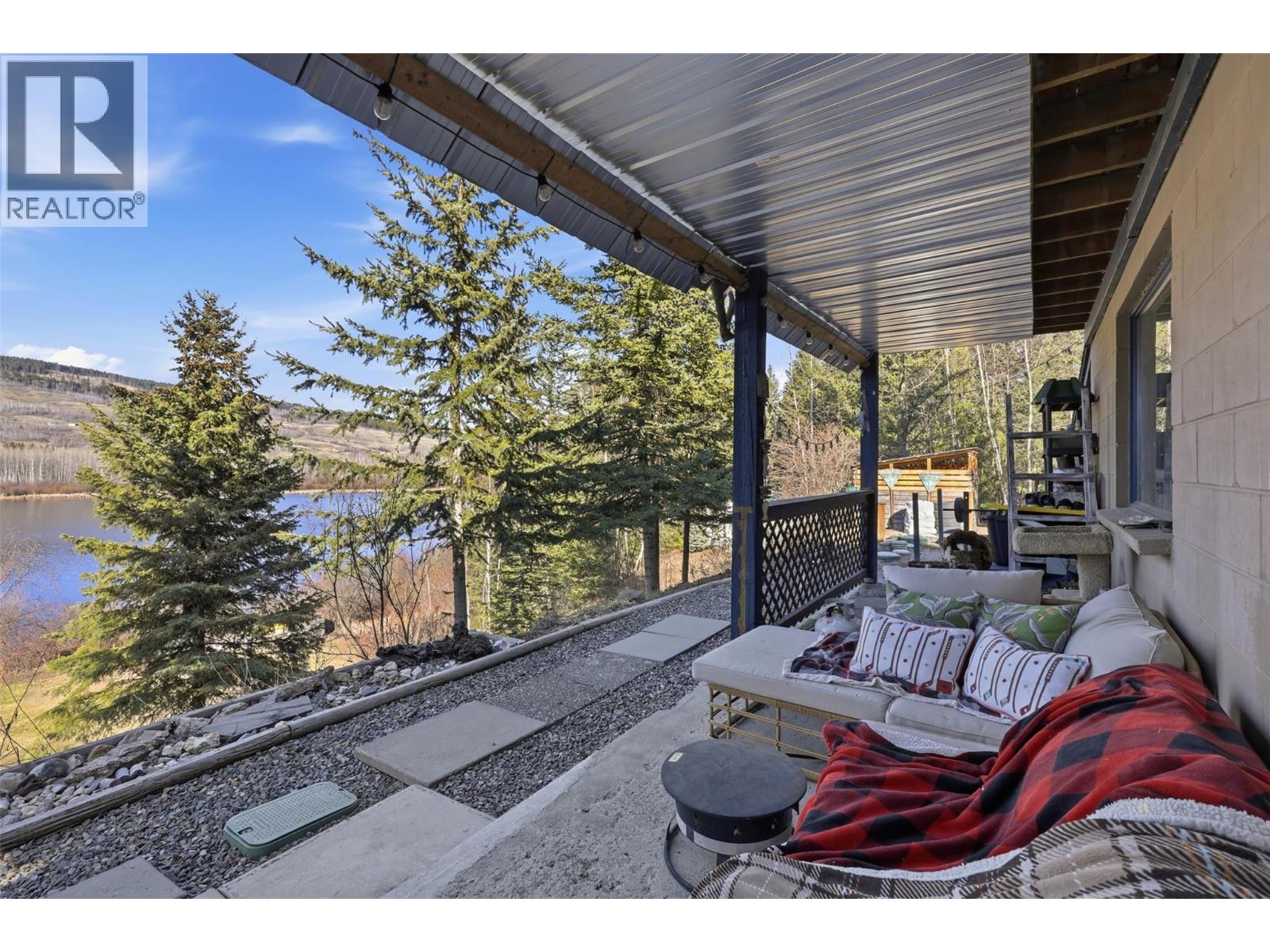 3267 Powell Road, Kamloops, British Columbia  V0E 3E1 - Photo 47 - 10392740