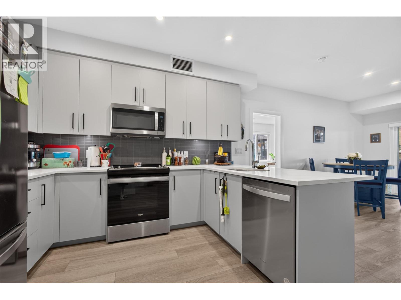 3434 Mckinley Beach Drive Unit# 101, Kelowna, British Columbia  V1V 0H3 - Photo 6 - 10391827