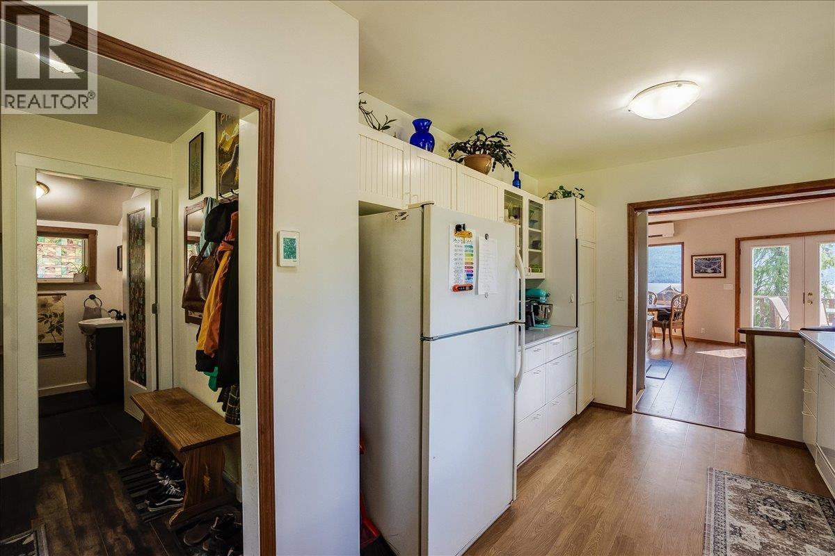 3548 Terrace Street, Ainsworth, British Columbia  V0G 1A0 - Photo 30 - 10392452