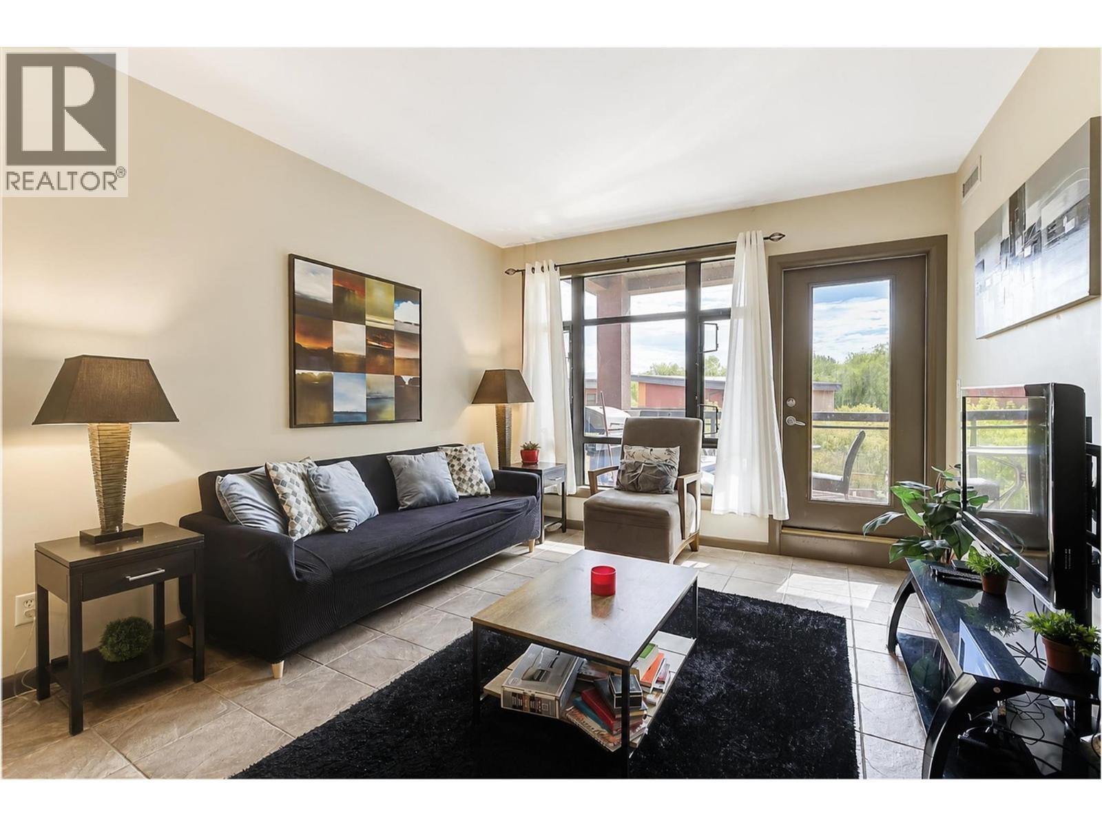 654 Cook Road Unit# 542 Lot# 134, Kelowna, British Columbia  V1W 3G7 - Photo 2 - 10391977