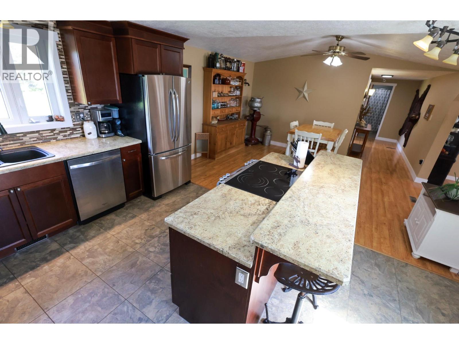 5883 217 Road, Dawson Creek, British Columbia  V1G 0A8 - Photo 26 - 10392757