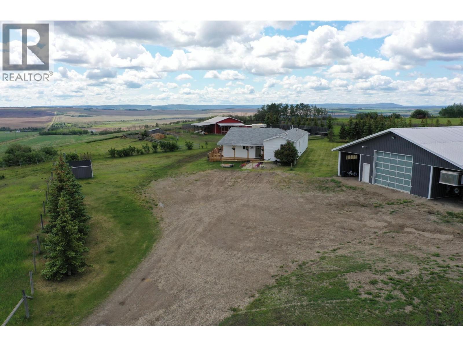 5883 217 Road, Dawson Creek, British Columbia  V1G 0A8 - Photo 5 - 10392757
