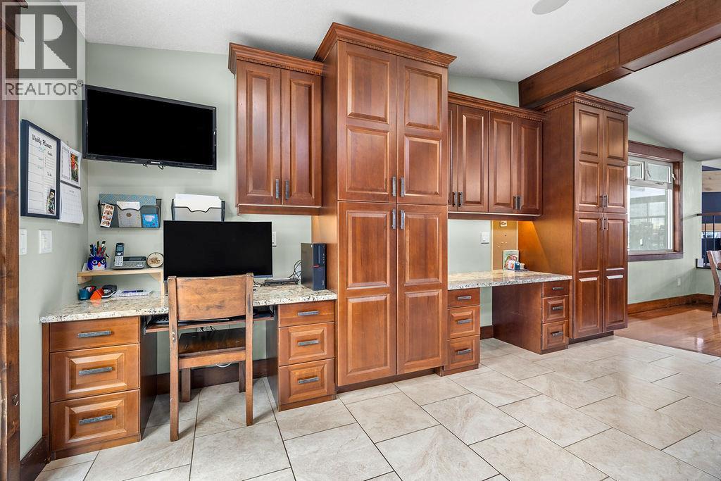 13707 Watson Drive, Coldstream, British Columbia  V1B 1X7 - Photo 12 - 10392570