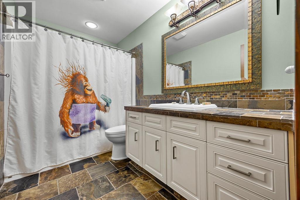 13707 Watson Drive, Coldstream, British Columbia  V1B 1X7 - Photo 61 - 10392570