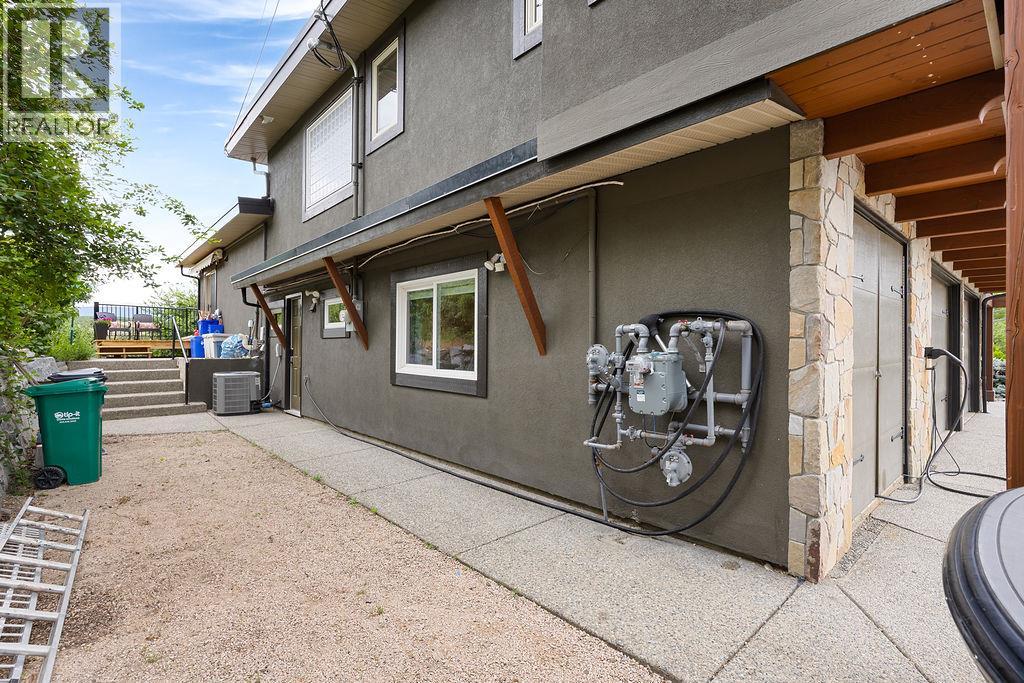 13707 Watson Drive, Coldstream, British Columbia  V1B 1X7 - Photo 79 - 10392570