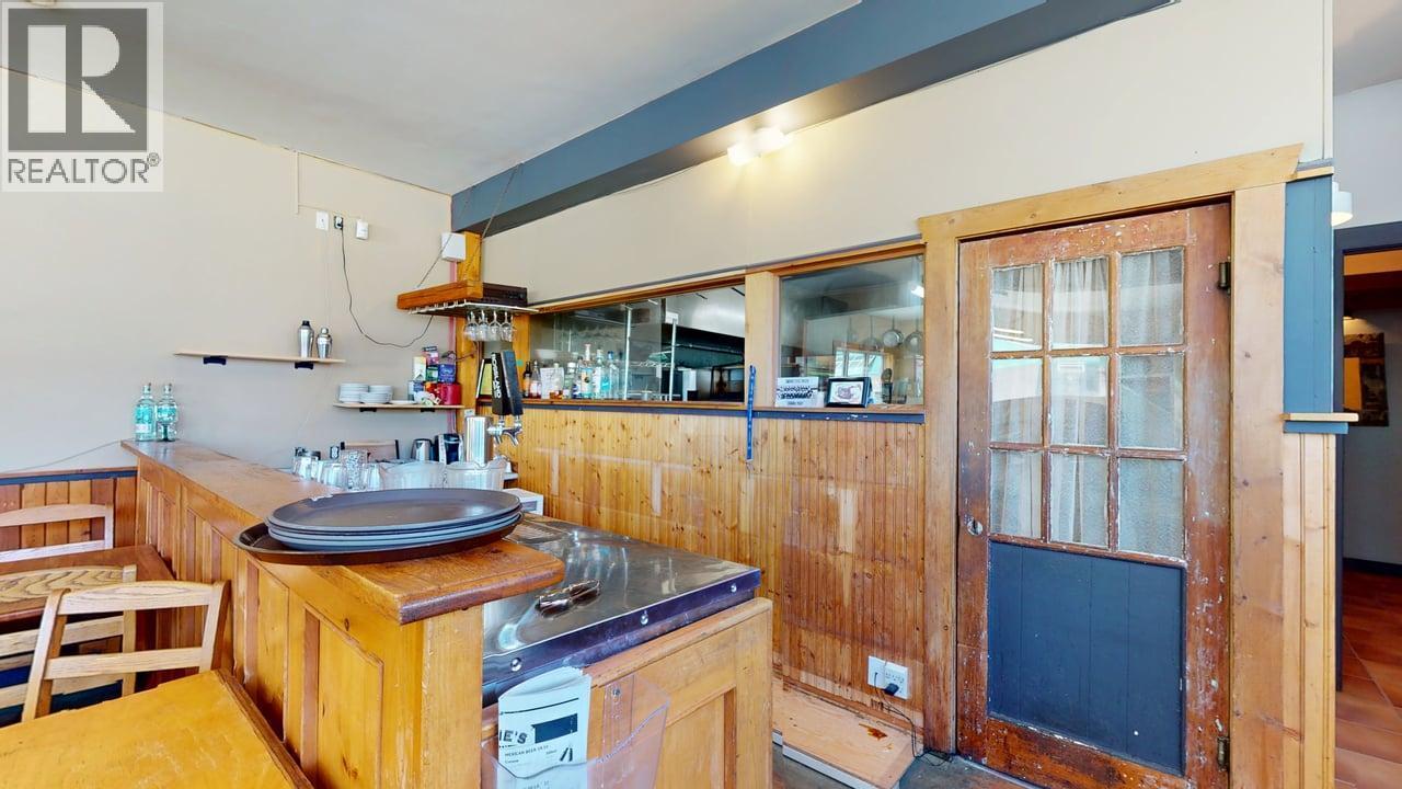 1999 Second Avenue, Rossland, British Columbia  V0G 1Y0 - Photo 16 - 10392665