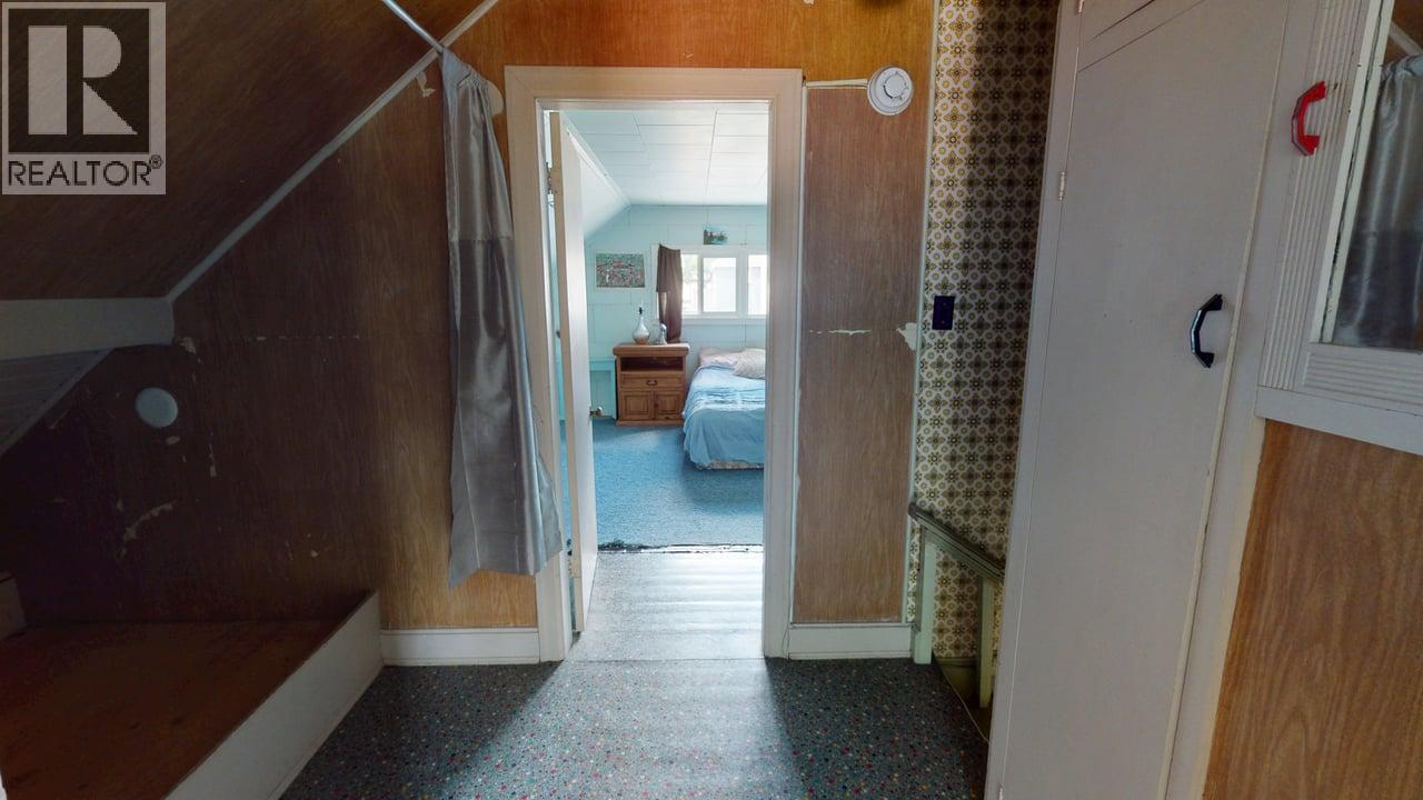 1999 Second Avenue, Rossland, British Columbia  V0G 1Y0 - Photo 35 - 10392665