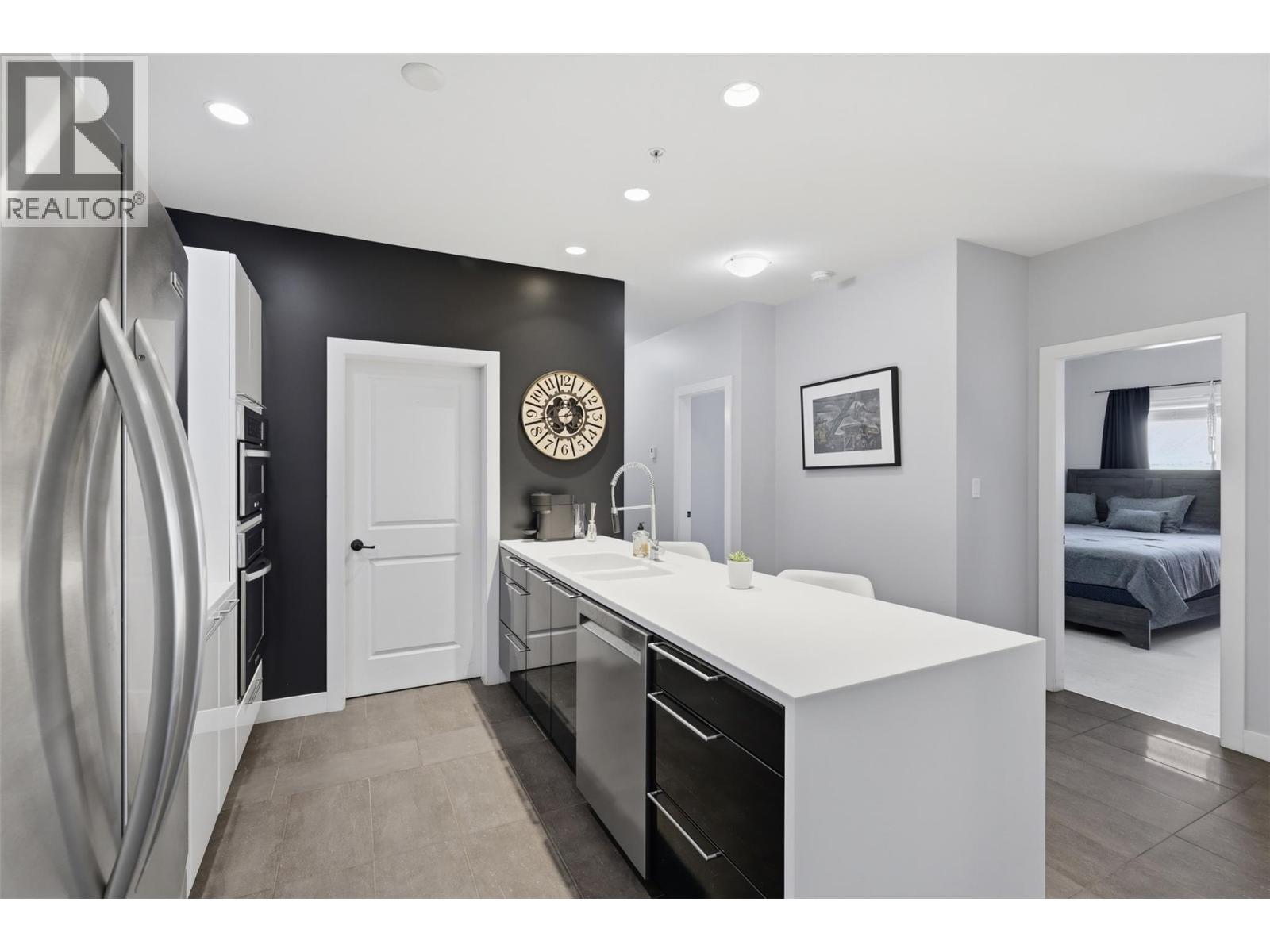 5170 Dallas Drive Unit# 411, Kamloops, British Columbia  V2C 0C7 - Photo 1 - 10391502