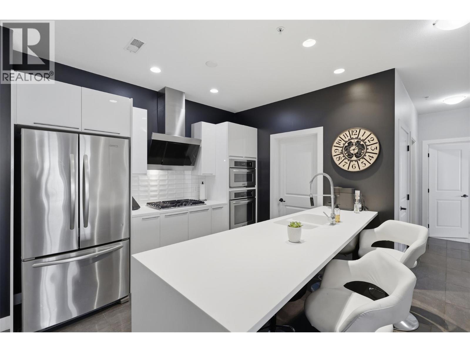5170 Dallas Drive Unit# 411, Kamloops, British Columbia  V2C 0C7 - Photo 3 - 10391502