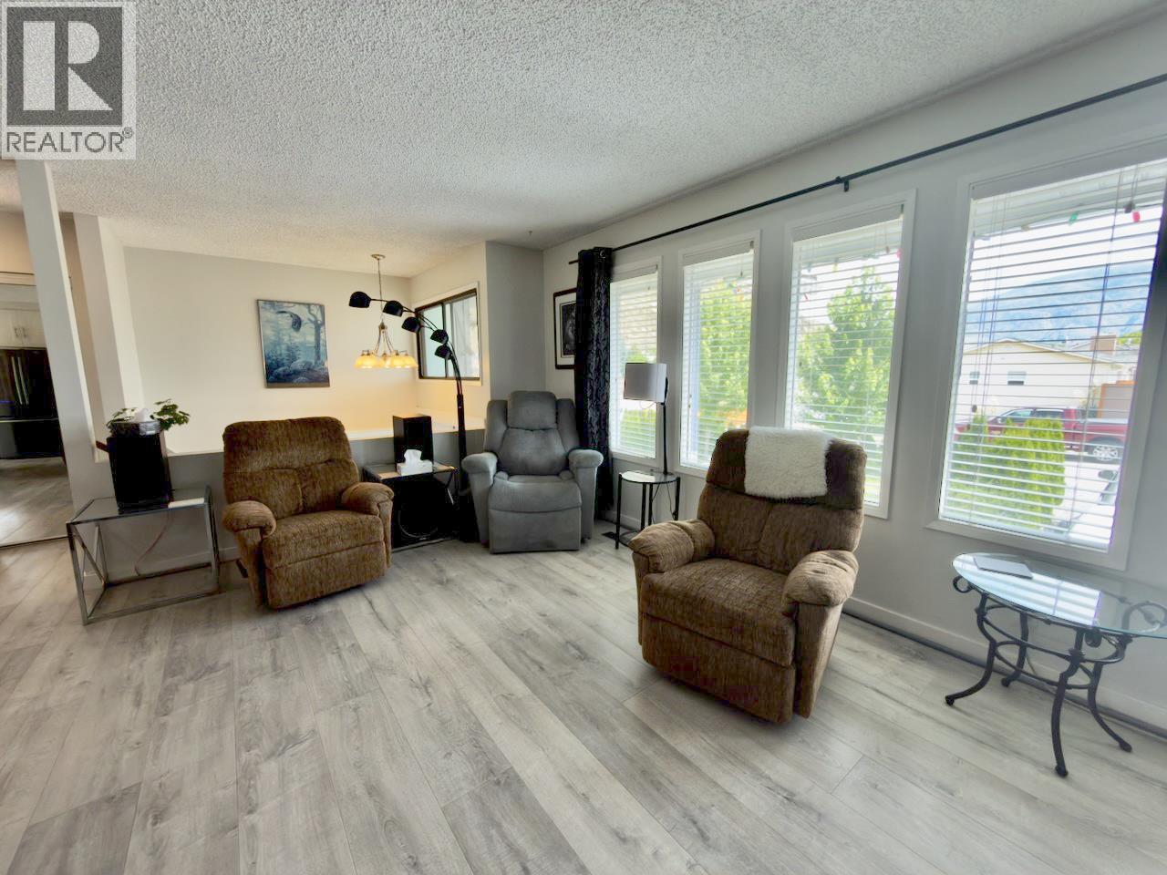 1094 Morningstar Road, Oliver, British Columbia  V0H 1T6 - Photo 13 - 10392781