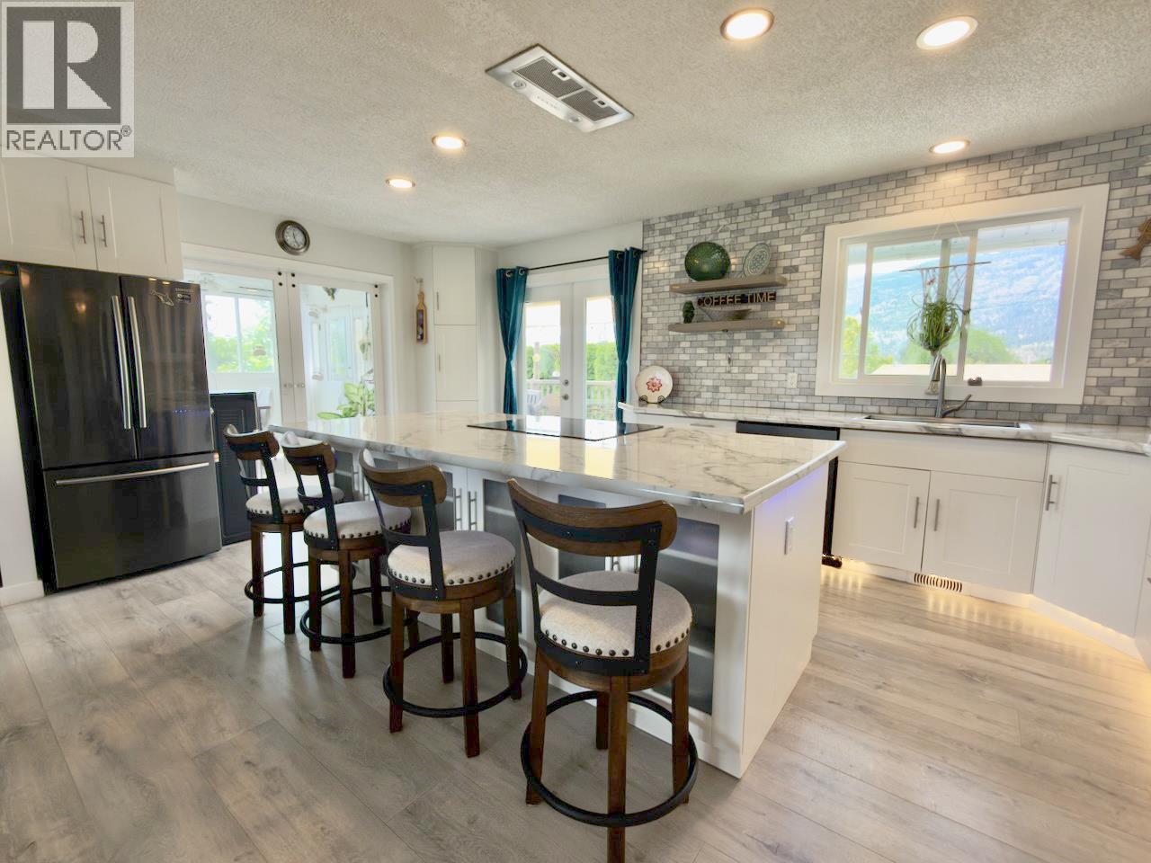 1094 Morningstar Road, Oliver, British Columbia  V0H 1T6 - Photo 6 - 10392781
