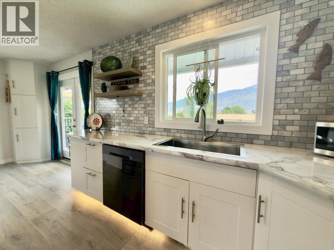 1094 Morningstar Road, Oliver, British Columbia  V0H 1T6 - Photo 7 - 10392781