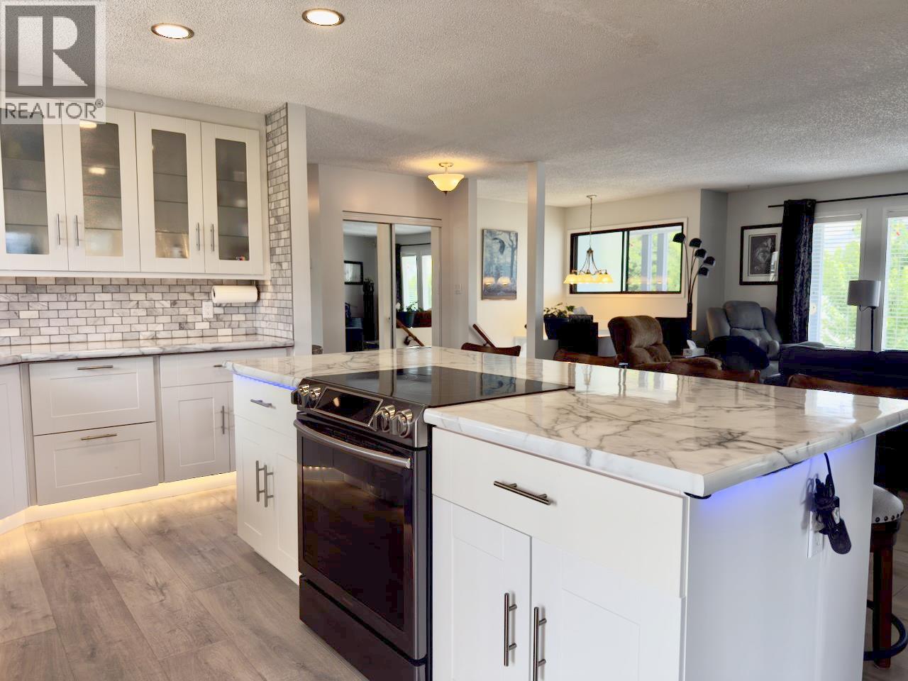 1094 Morningstar Road, Oliver, British Columbia  V0H 1T6 - Photo 8 - 10392781