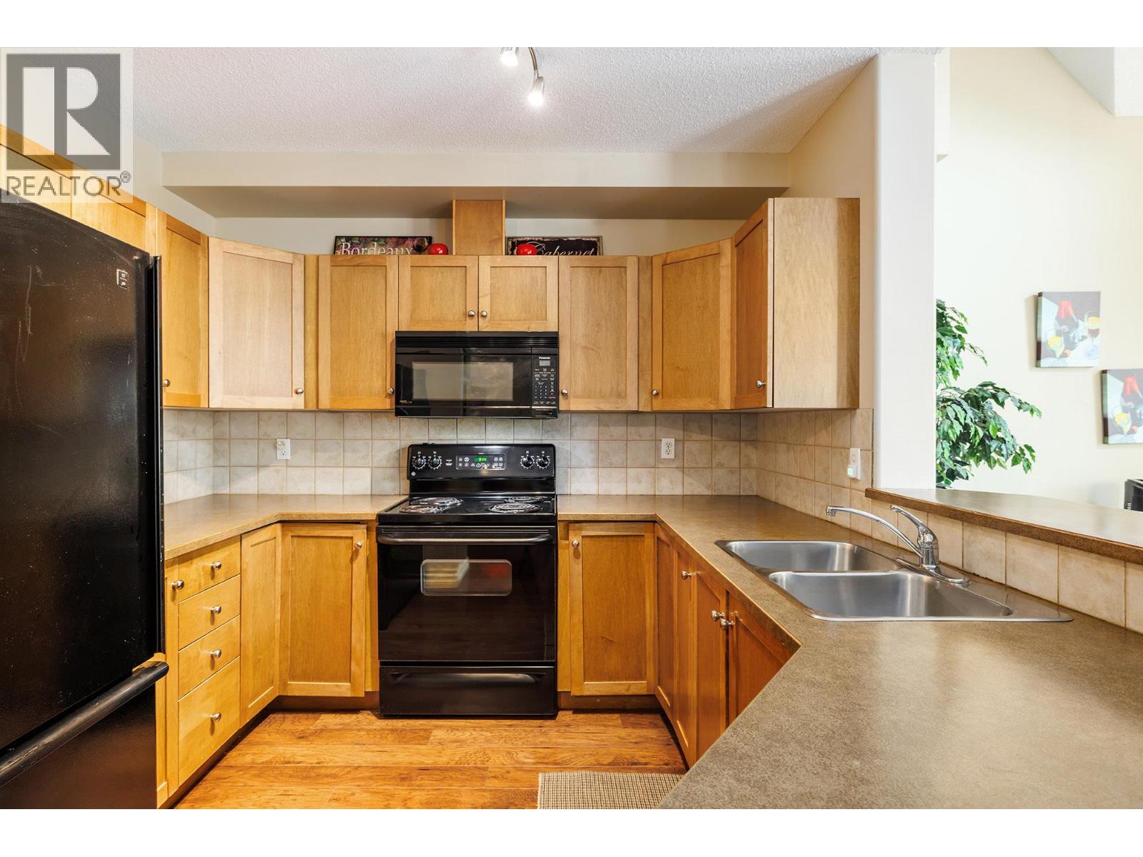 1128 Sunset Drive Unit# 102, Kelowna, British Columbia  V1Y 9W1 - Photo 10 - 10391653